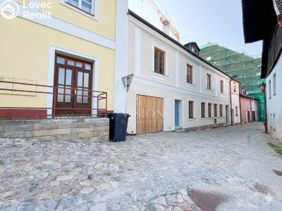 Pronájem bytu 1+KK Jindřichův Hradec, Pod Hradem 404 č. 1