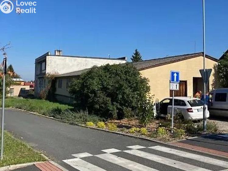 Prodej obchodního prostoru Světice, V Zahradách 170 č. 2