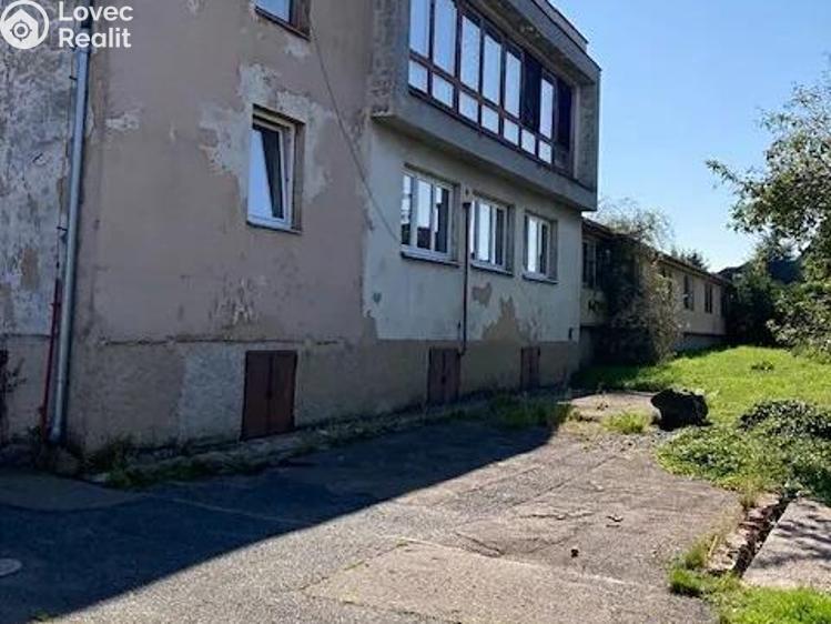 Prodej obchodního prostoru Světice, V Zahradách 170 č. 8