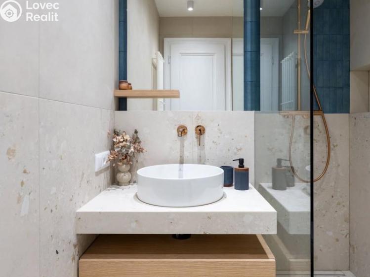 Prodej bytu 2+KK Praha, Jeseniova 1692/93 č. 6