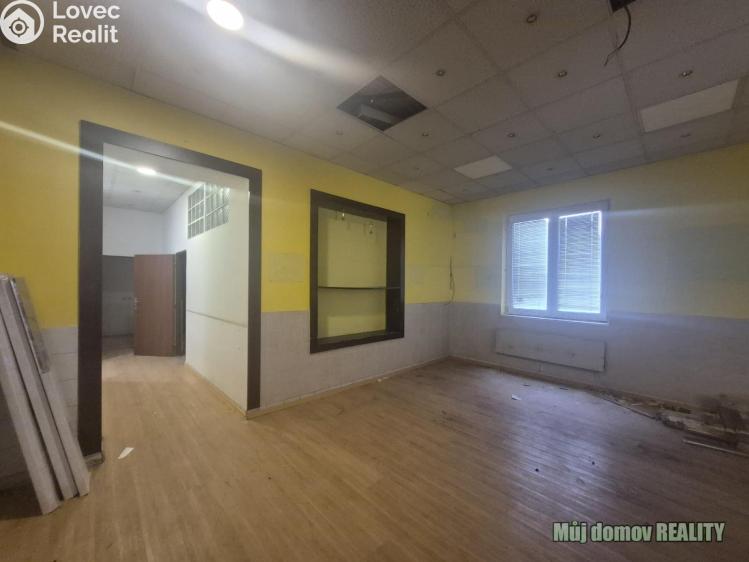 Pronájem obchodního prostoru Praha, náměstí Dr. Václava Holého č. 14