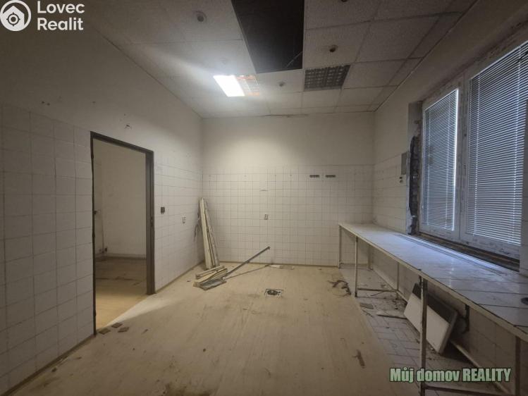 Pronájem obchodního prostoru Praha, náměstí Dr. Václava Holého č. 16