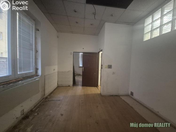 Pronájem obchodního prostoru Praha, náměstí Dr. Václava Holého č. 23