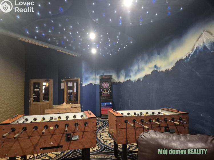 Pronájem restaurace Praha, Třinecká 673 č. 4