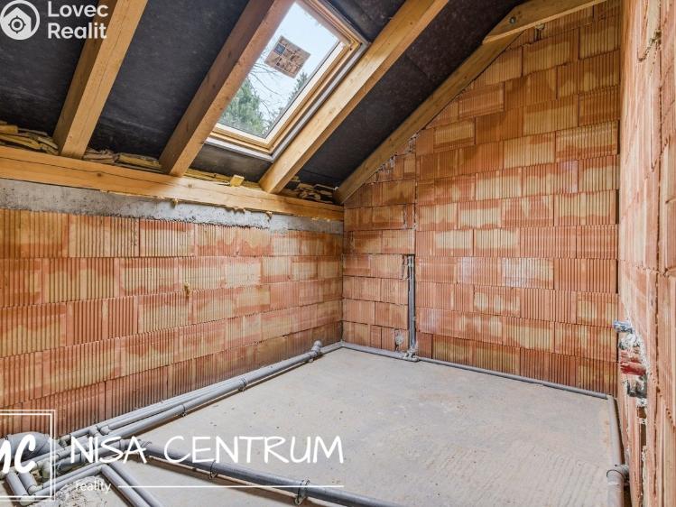 Prodej rodinného domu Benešov u Semil č. 16