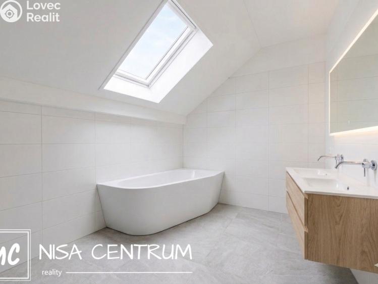 Prodej rodinného domu Benešov u Semil č. 17