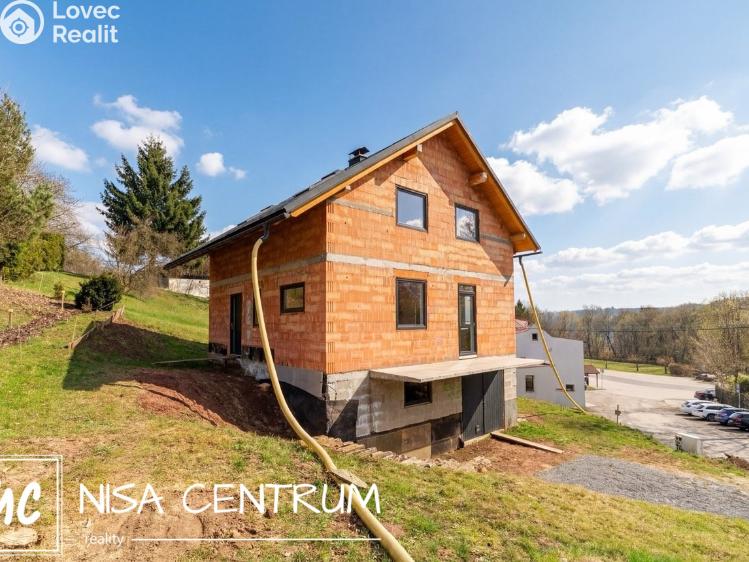 Prodej rodinného domu Benešov u Semil č. 28