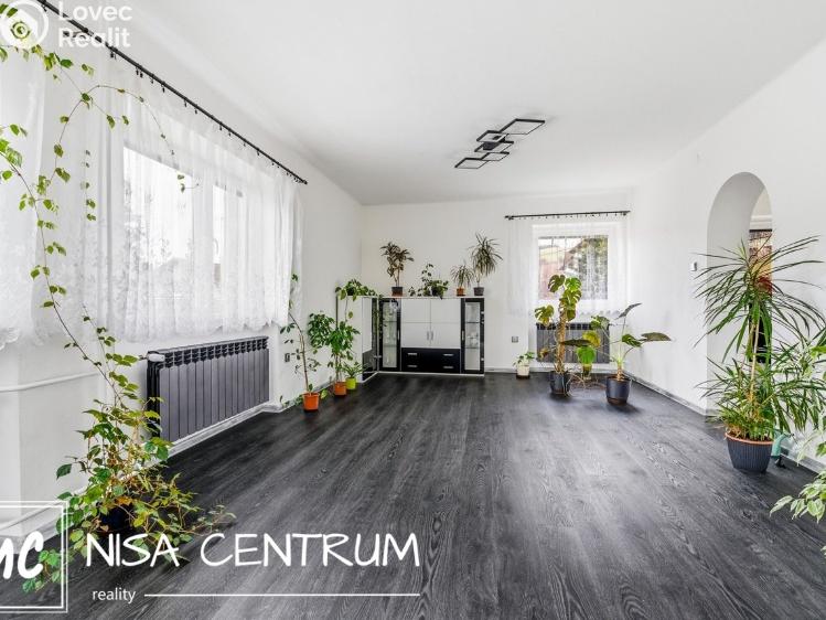 Prodej rodinného domu Slaná č. 8