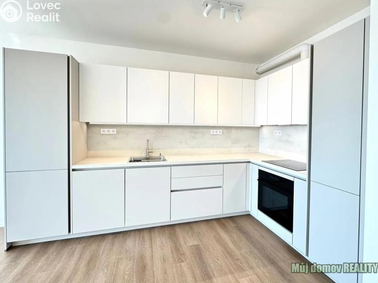 Аренда квартиры 3+KK Praha, Radouňova 2681/24 č. 5