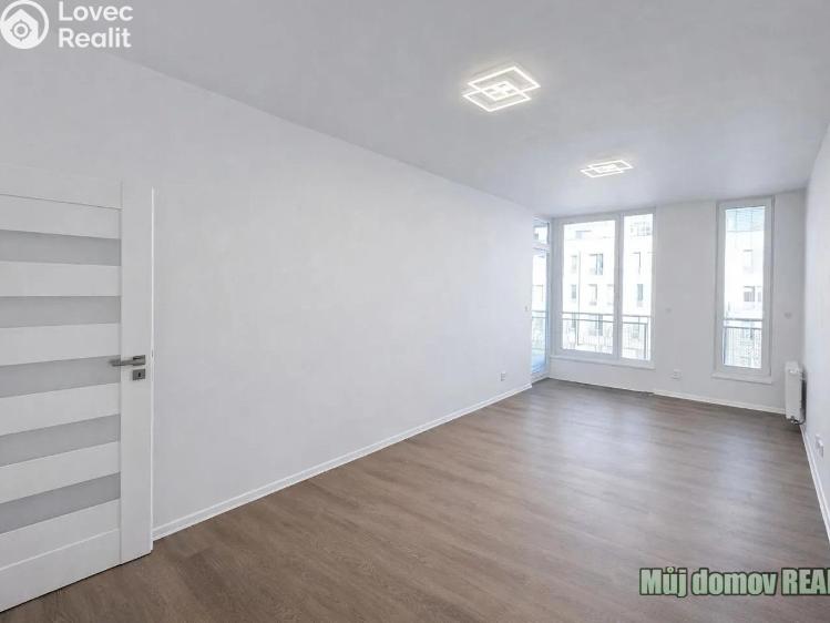 Аренда квартиры 3+KK Praha, Radouňova 2681/24 č. 9