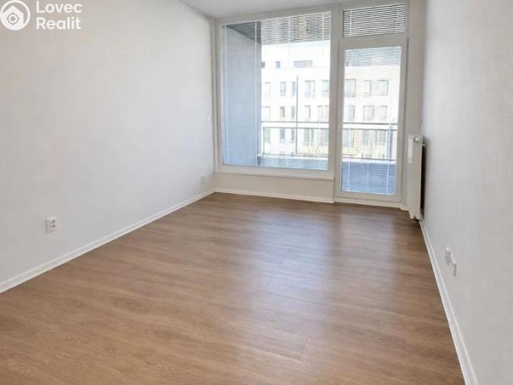 Аренда квартиры 3+KK Praha, Radouňova 2681/24 č. 11