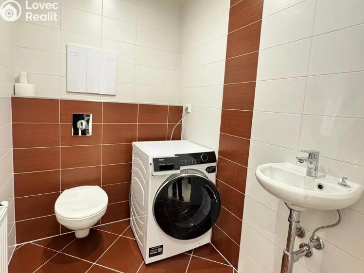 Аренда квартиры 3+KK Praha, Radouňova 2681/24 č. 15