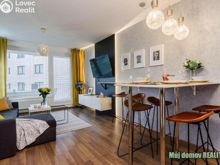 Аренда квартиры 2+KK Praha, Zakšínská 615/17 č. 10