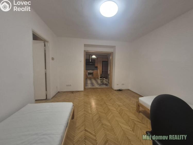 Аренда квартиры 2+1 Praha, Vostrovská 260/40 č. 9