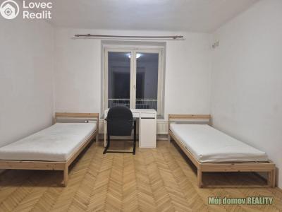 Аренда квартиры 2+1 Praha, Vostrovská č. 4