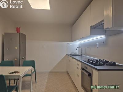 Аренда квартиры 2+1 Praha, Vostrovská č. 1