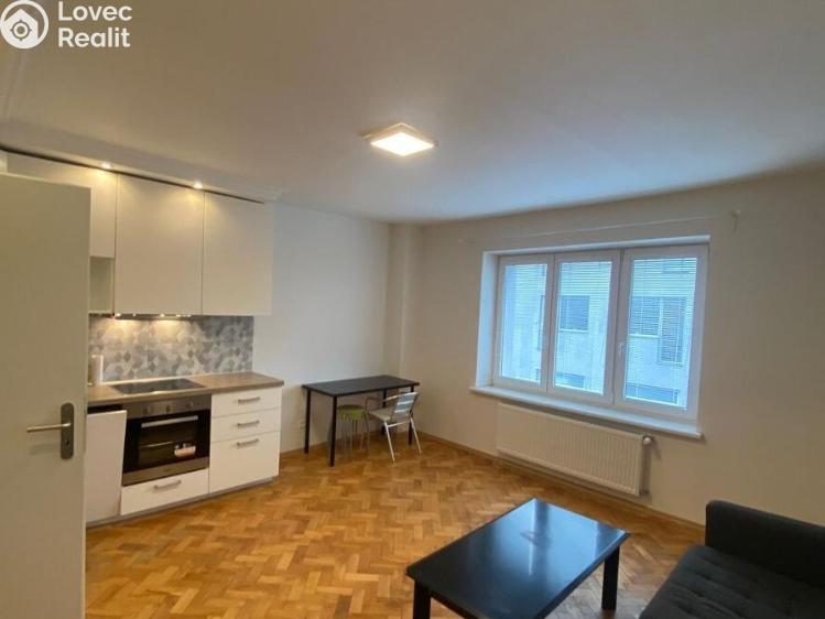 Аренда квартиры 3+KK Praha, U stojanu č. 1