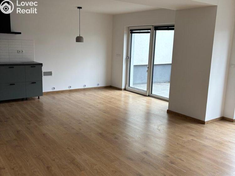 Rent family house Praha, Lovčická č. 5