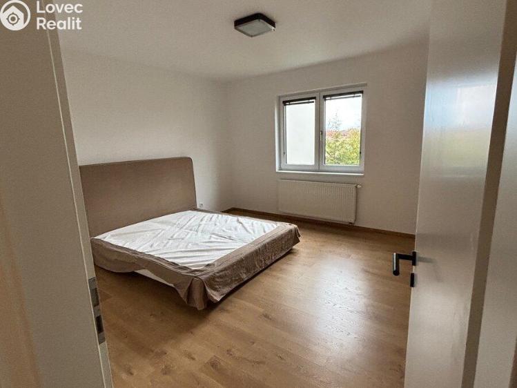 Rent family house Praha, Lovčická č. 13