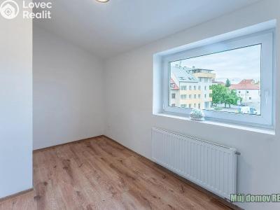 Оренда квартири 2+1 Praha, Na břevnovské pláni č. 7