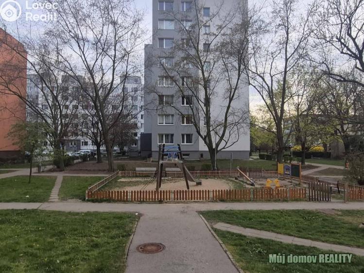 Аренда квартиры 2+KK Praha, Ostravská 623 č. 19