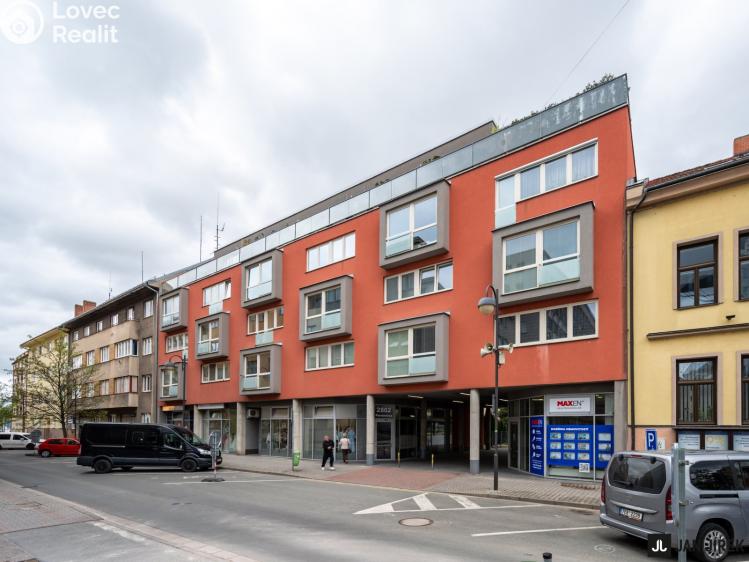 Rent apartment 3+KK Pardubice, Pernerova 2802 č. 1