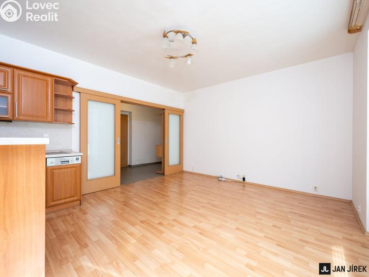 Rent apartment 3+KK Pardubice, Pernerova 2802 č. 5