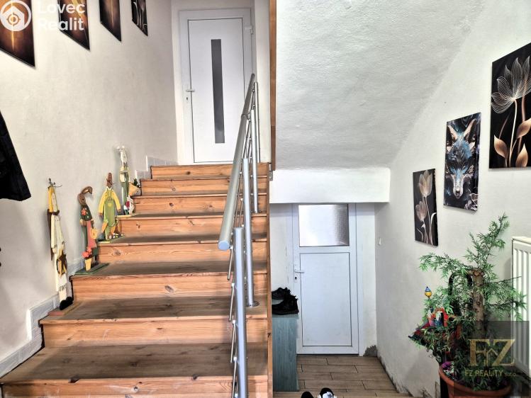 Prodej rodinného domu České Velenice, Komenského 483 č. 7