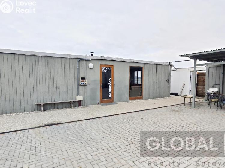 Оренда готелі Deblín č. 1