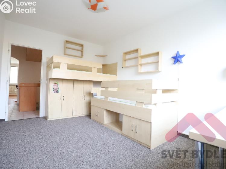 Pronájem bytu 3+1 Praha, Heranova 1545/8 č. 12