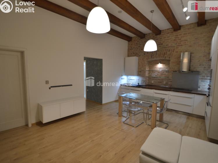 Pronájem bytu 2+KK Plzeň, Hálkova č. 7