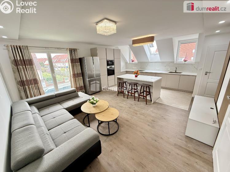 Pronájem bytu 4+KK Velké Přílepy, Dvořákova č. 1