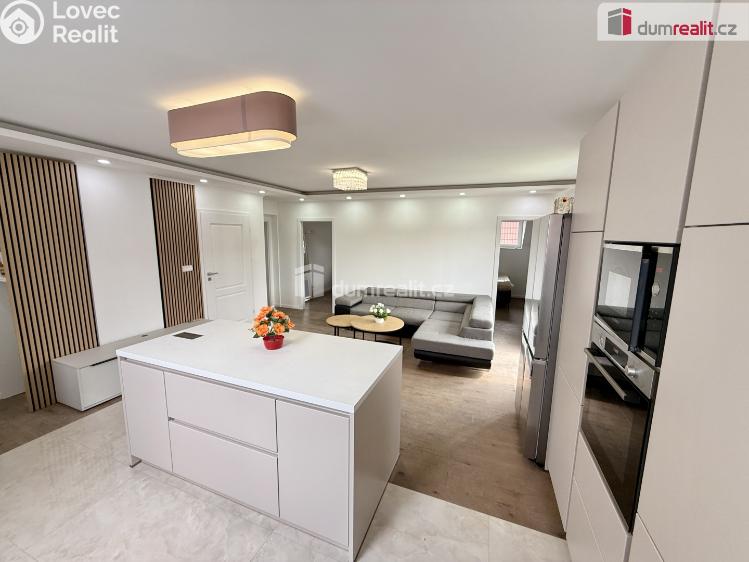 Pronájem bytu 4+KK Velké Přílepy, Dvořákova č. 15