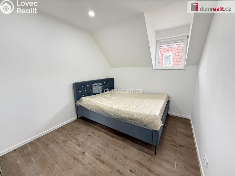 Pronájem bytu 4+KK Velké Přílepy, Dvořákova č. 17