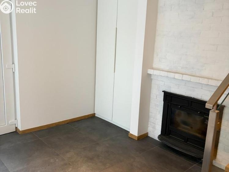 Rent family house Praha, Smidarská 605 č. 6