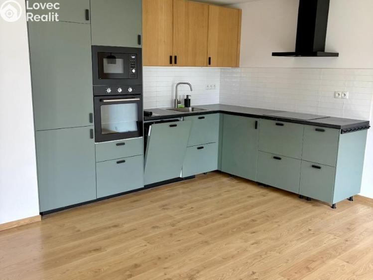 Rent family house Praha, Smidarská 605 č. 15