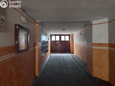 Rent commercial space Praha, Pod Kotlaskou č. 15