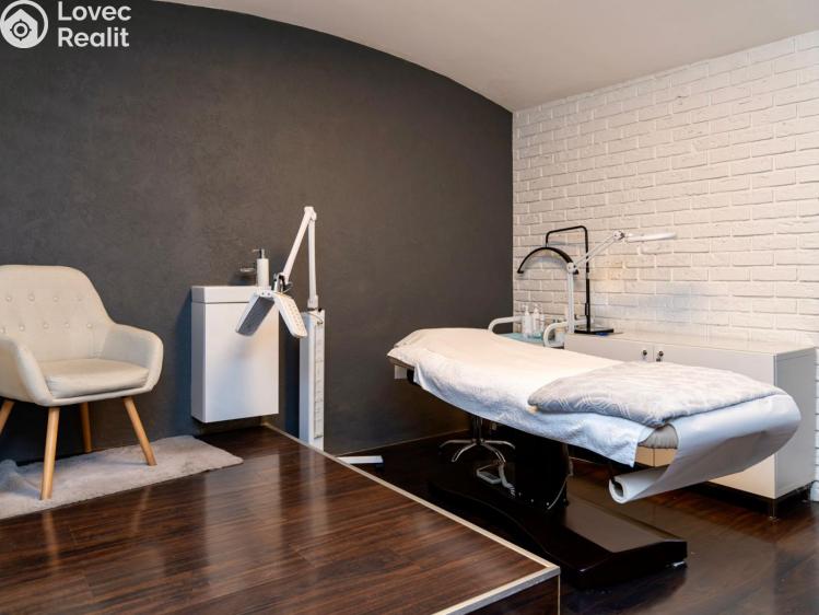 Pronájem obchodního prostoru Praha, Korunní 1263/53 č. 9