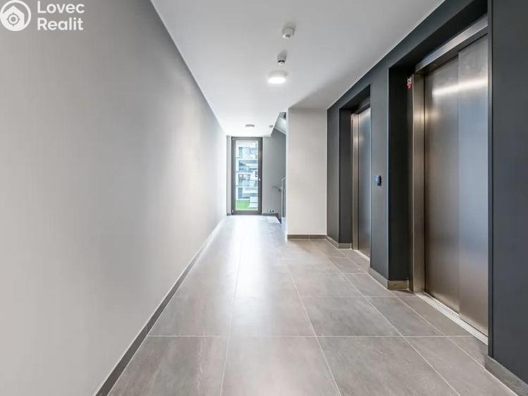 Оренда квартири 1+KK Praha, Českomoravská č. 4