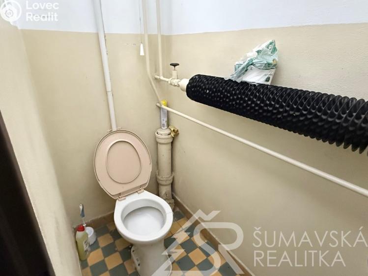 Pronájem skladového prostoru Sušice, Nádražní 245 č. 7