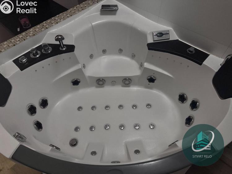 Pronájem obchodního prostoru Praha, Na žertvách č. 6