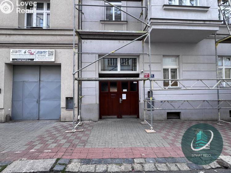 Pronájem obchodního prostoru Praha, Na žertvách č. 12