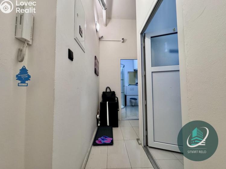 Pronájem obchodního prostoru Praha, Na žertvách č. 19