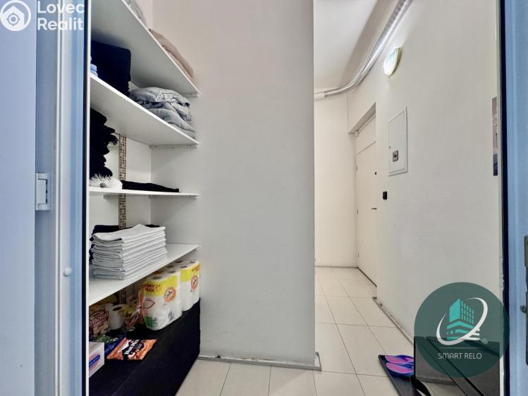 Pronájem obchodního prostoru Praha, Na žertvách č. 21