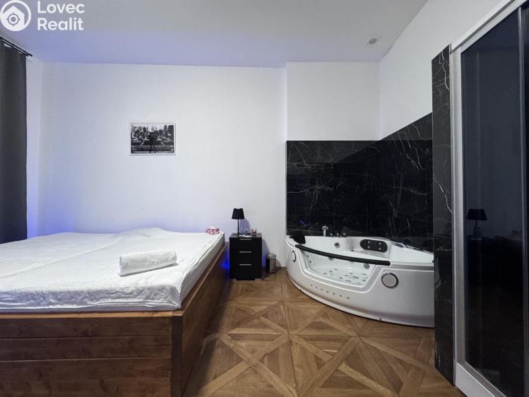 Pronájem obchodního prostoru Praha, Václavské náměstí č. 3