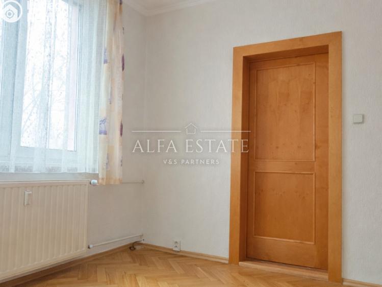 Pronájem bytu 2+1 Karlovy Vary, Krušnohorská č. 8