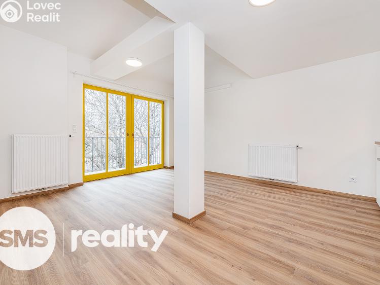 Pronájem bytu 4+KK Praha, Tomáškova 870/2 č. 6