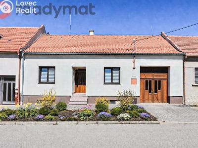 Prodej rodinného domu Tvrdonice, Družstevní č. 1