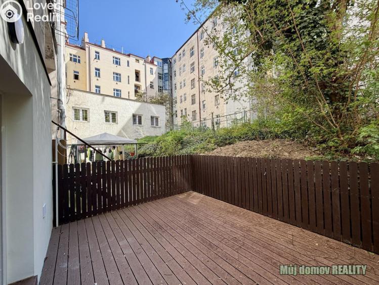 Prodej bytu 1+1 Praha, Hartigova 1185/102 č. 1