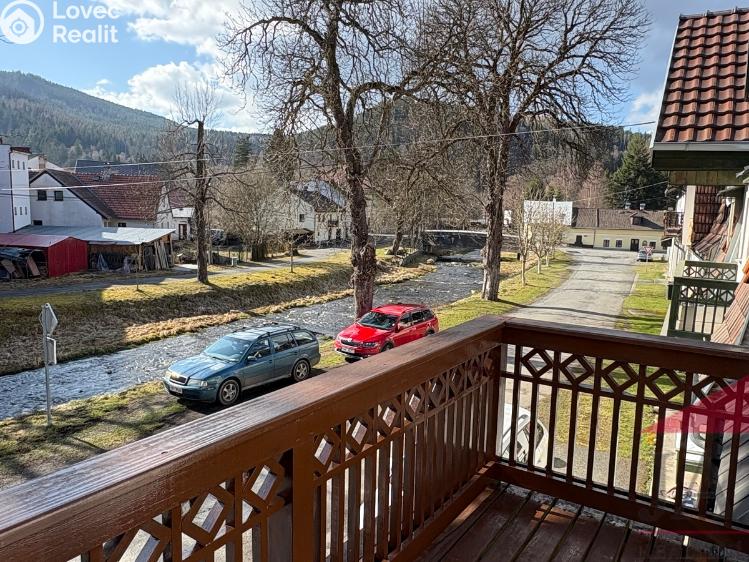 Prodej rodinného domu Rejštejn, Sokolovská 42 č. 22